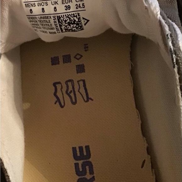 Grey Converse Sneakers Size 8 - Picture 3 of 3